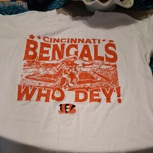 Bengals T Shirt Nwot..
